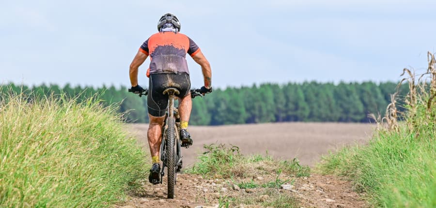 Bike fitting for road cyclists, triathletes, and gravel riders: maximise your potential!